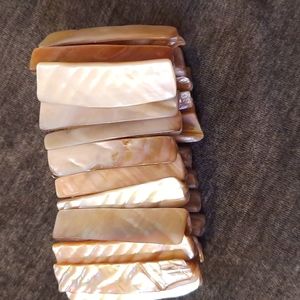 Beautiful stretch shell bracelet